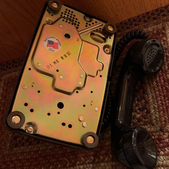 Hello! Rotary Phone - Picture 7 of 12